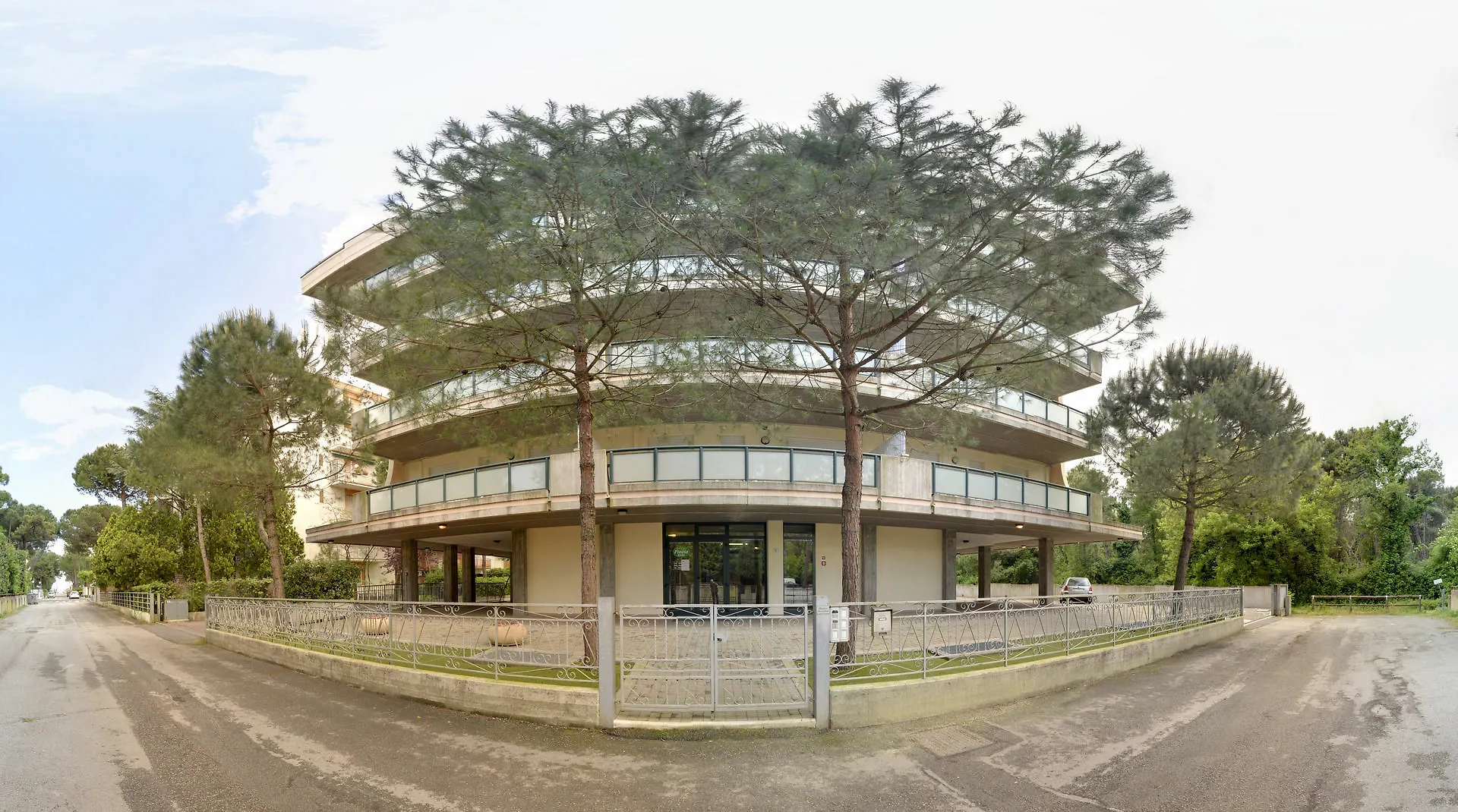 Residence Pineta Verde Milano Marittima Aparthotel