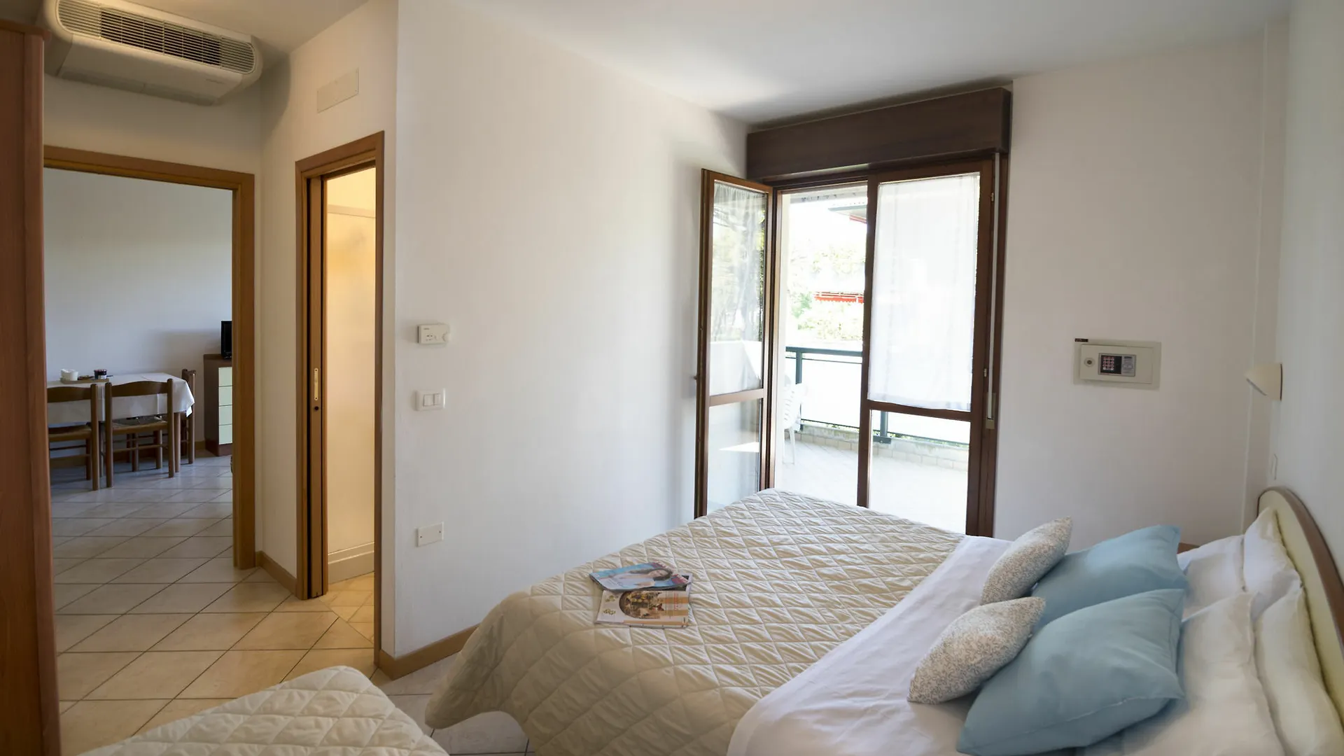 Residence Pineta Verde Milano Marittima 2*,